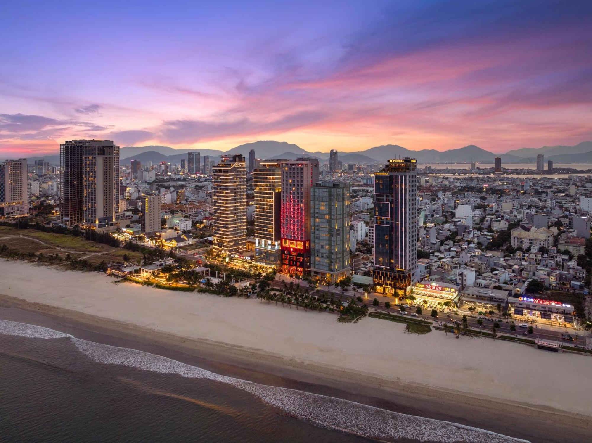 Radisson Red Danang Hotel ภายนอก รูปภาพ