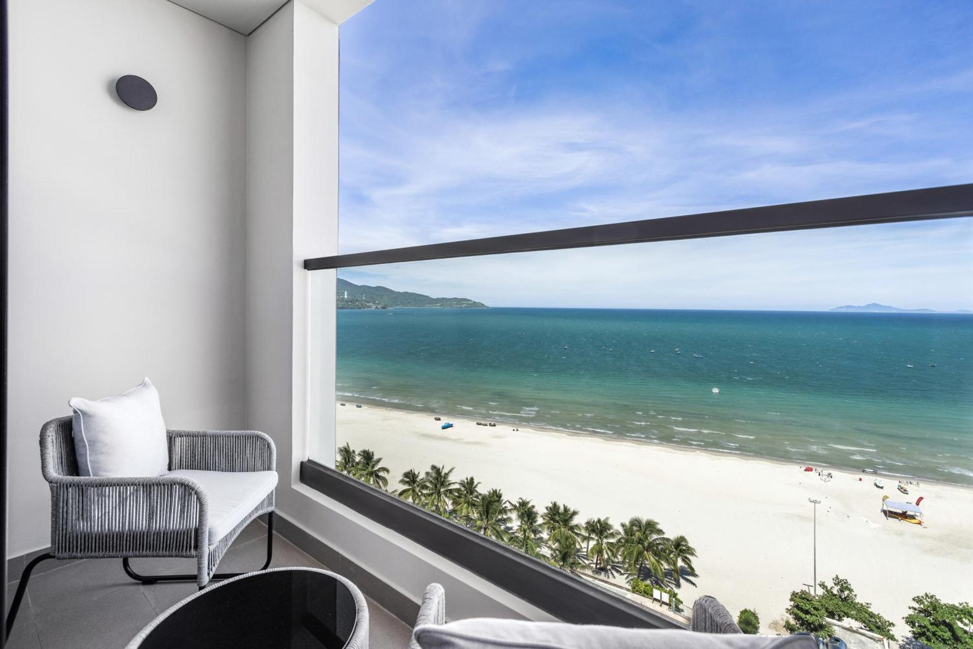 Radisson Red Danang Hotel ภายนอก รูปภาพ
