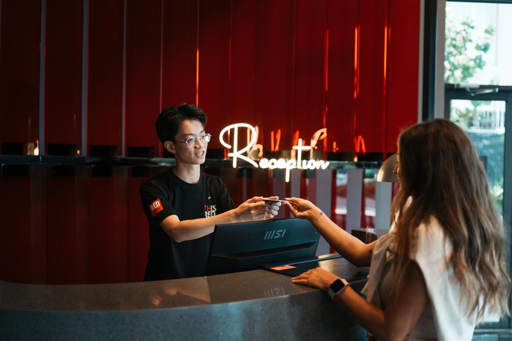 Radisson Red Danang Hotel ภายนอก รูปภาพ